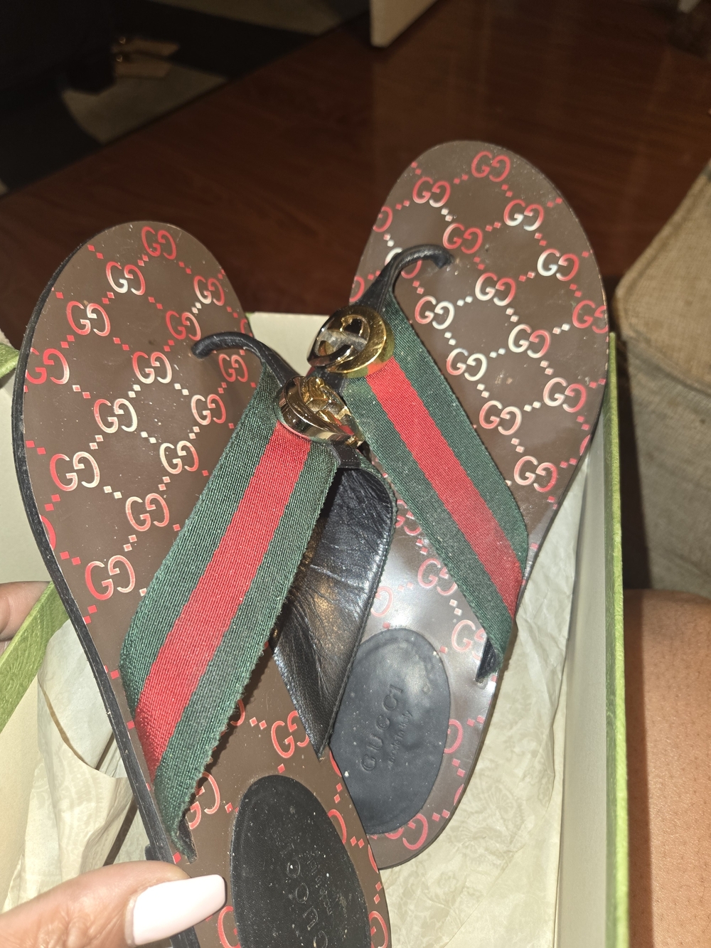 Gucci Mens Brown GG Logo Flip Flop Sandals with Red & Green Straps